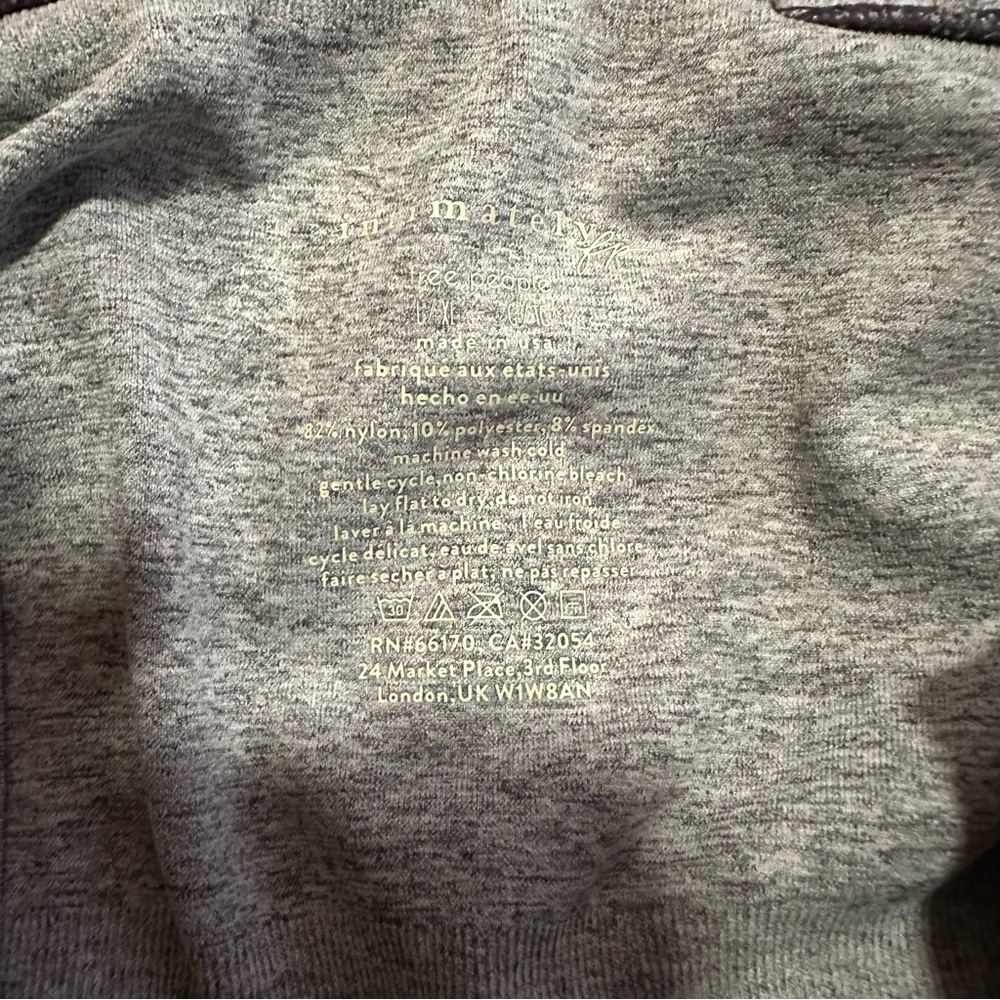 NWT Free People• Clean Lines Square-Neck Tank Grey Size L/XL built in bra - Picture 8 of 8